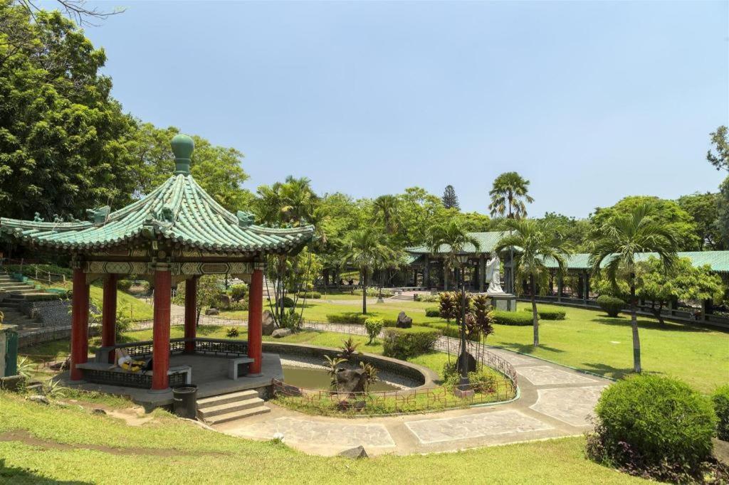 מנילה Zen Rooms Malate Robinsons מראה חיצוני תמונה